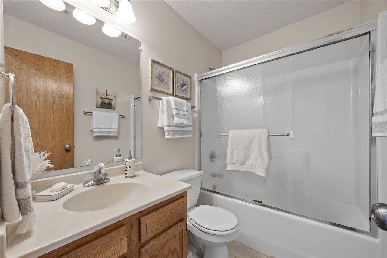 1346 Sweeting Ln