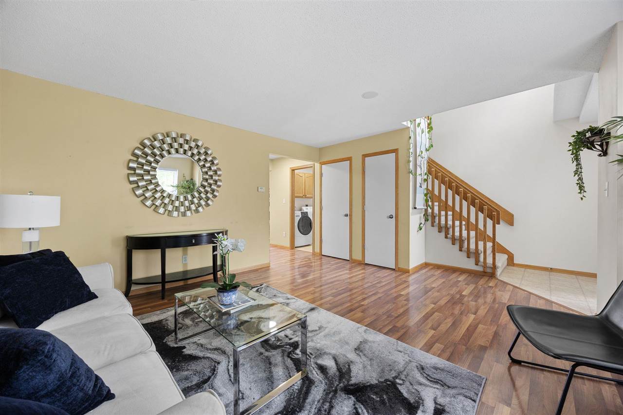 1346 Sweeting Ln