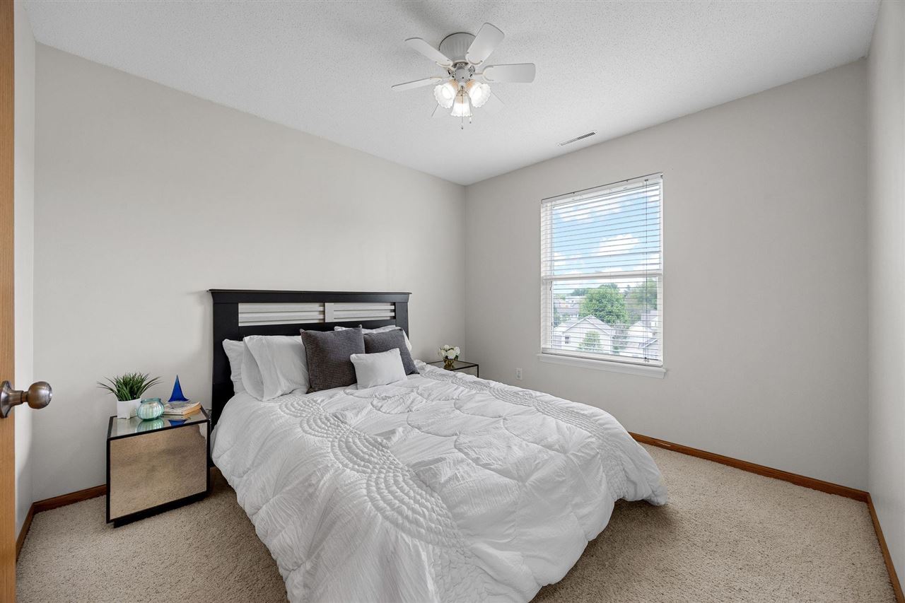 1346 Sweeting Ln