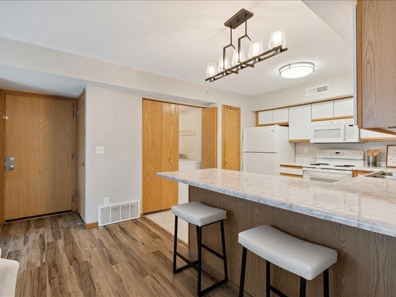 2861 Coral Ct Unit: 103