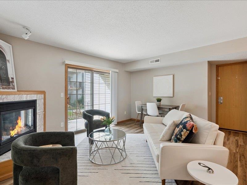 2861 Coral Ct Unit: 103