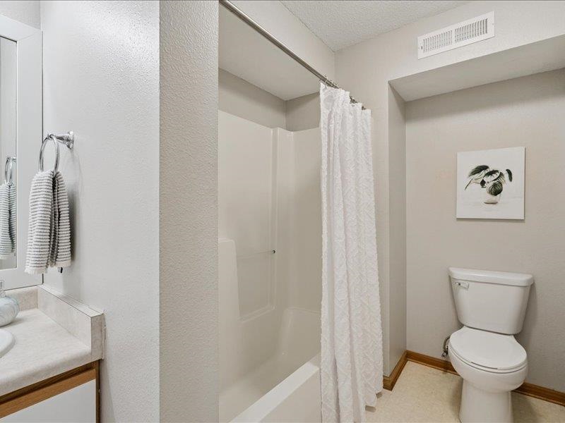 2861 Coral Ct Unit: 103
