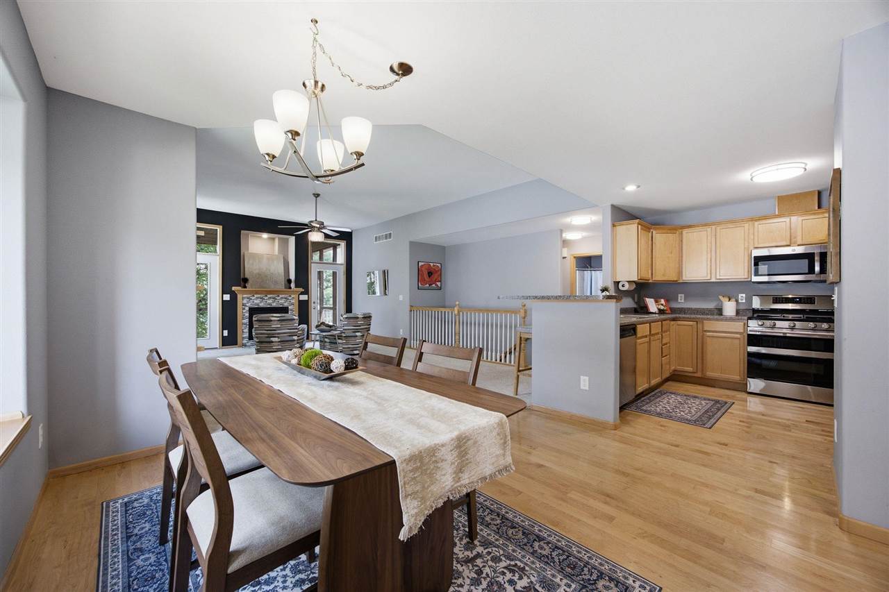 118 Broadmoor Ln