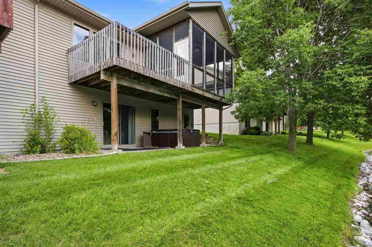 118 Broadmoor Ln