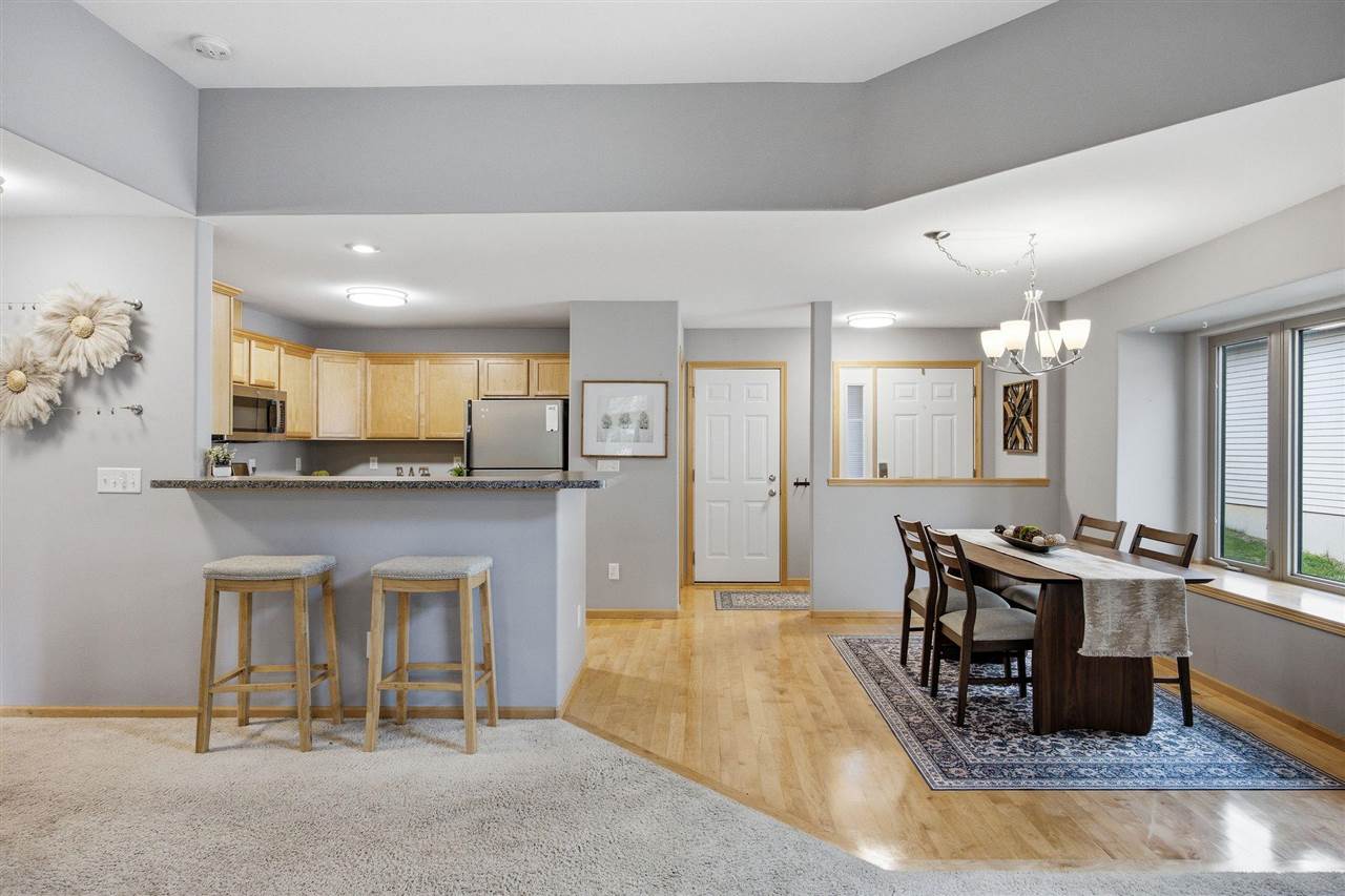 118 Broadmoor Ln