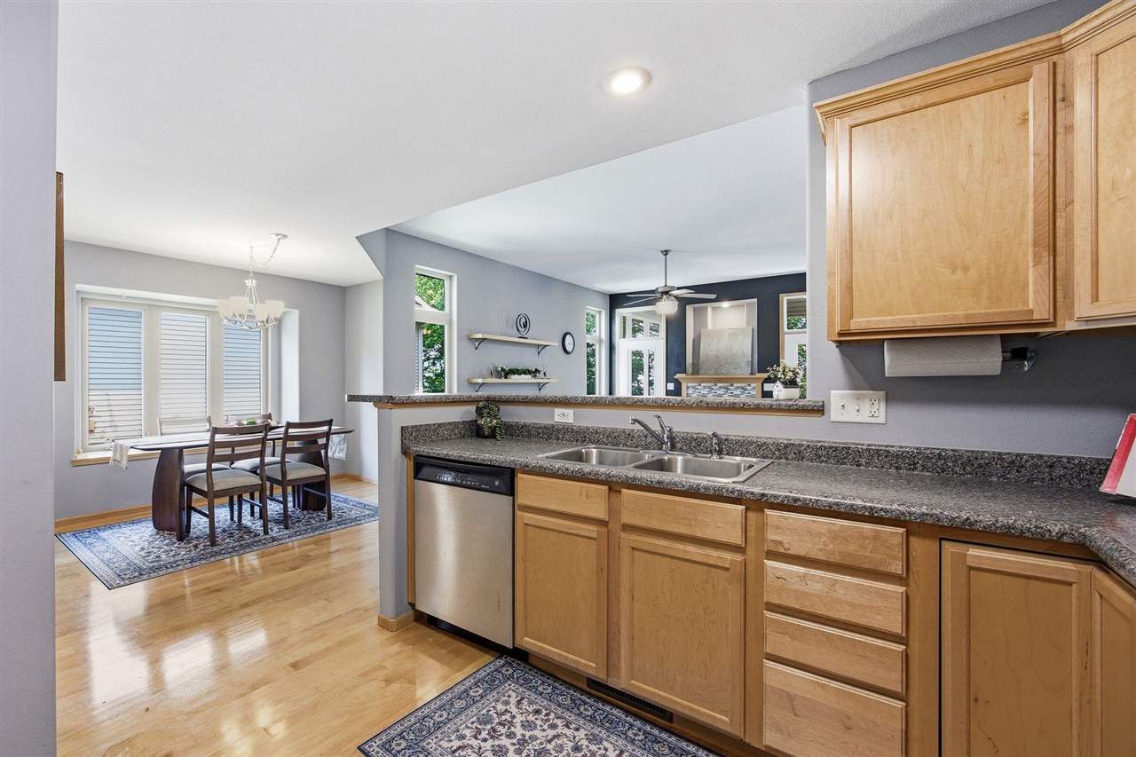 118 Broadmoor Ln
