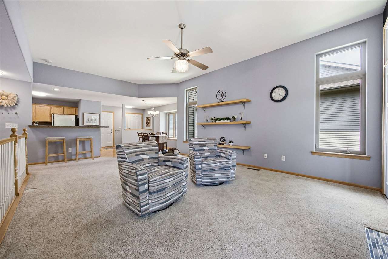118 Broadmoor Ln