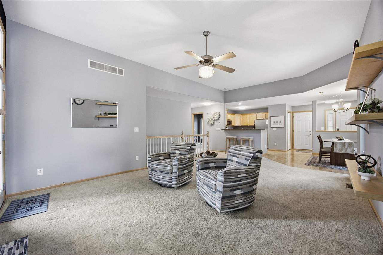 118 Broadmoor Ln