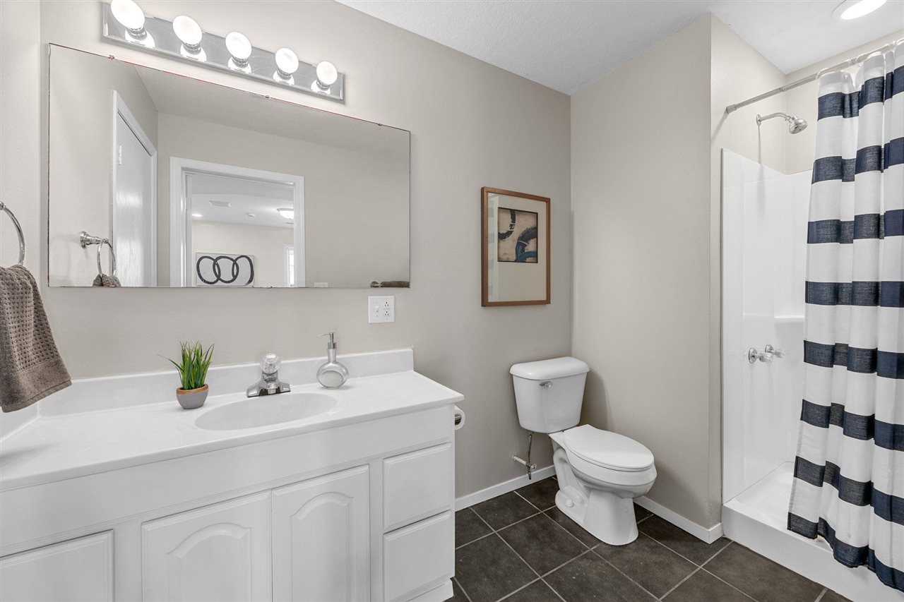 1572 Vandello Cir