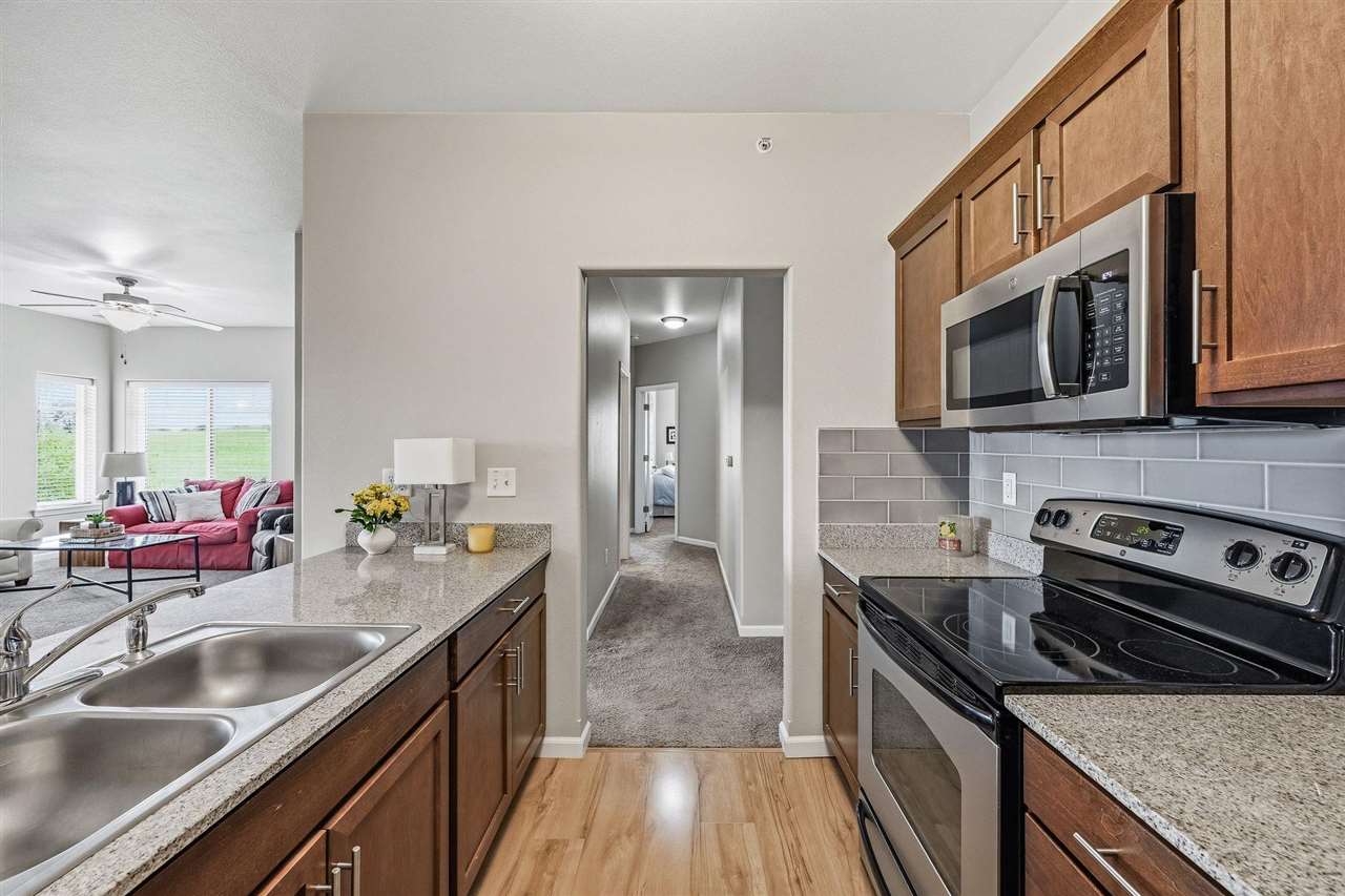 279 Taft Ave