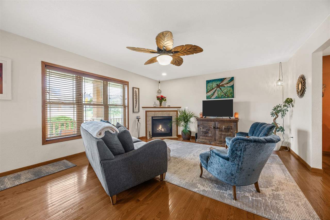 1017 Langenberg Ave