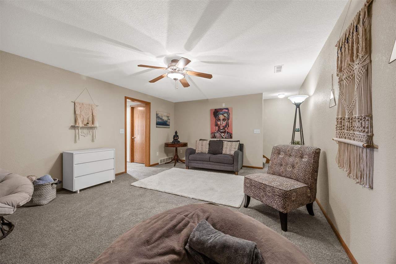 1017 Langenberg Ave