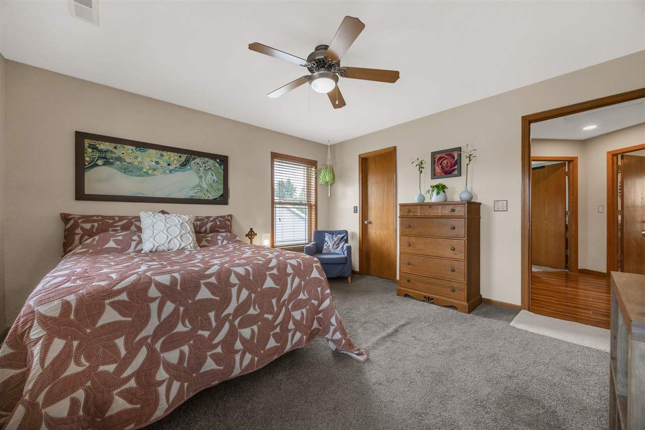 1017 Langenberg Ave