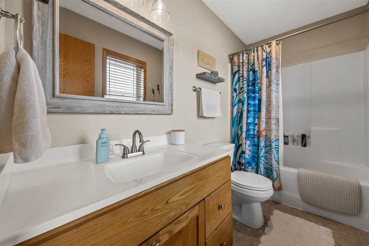 1017 Langenberg Ave