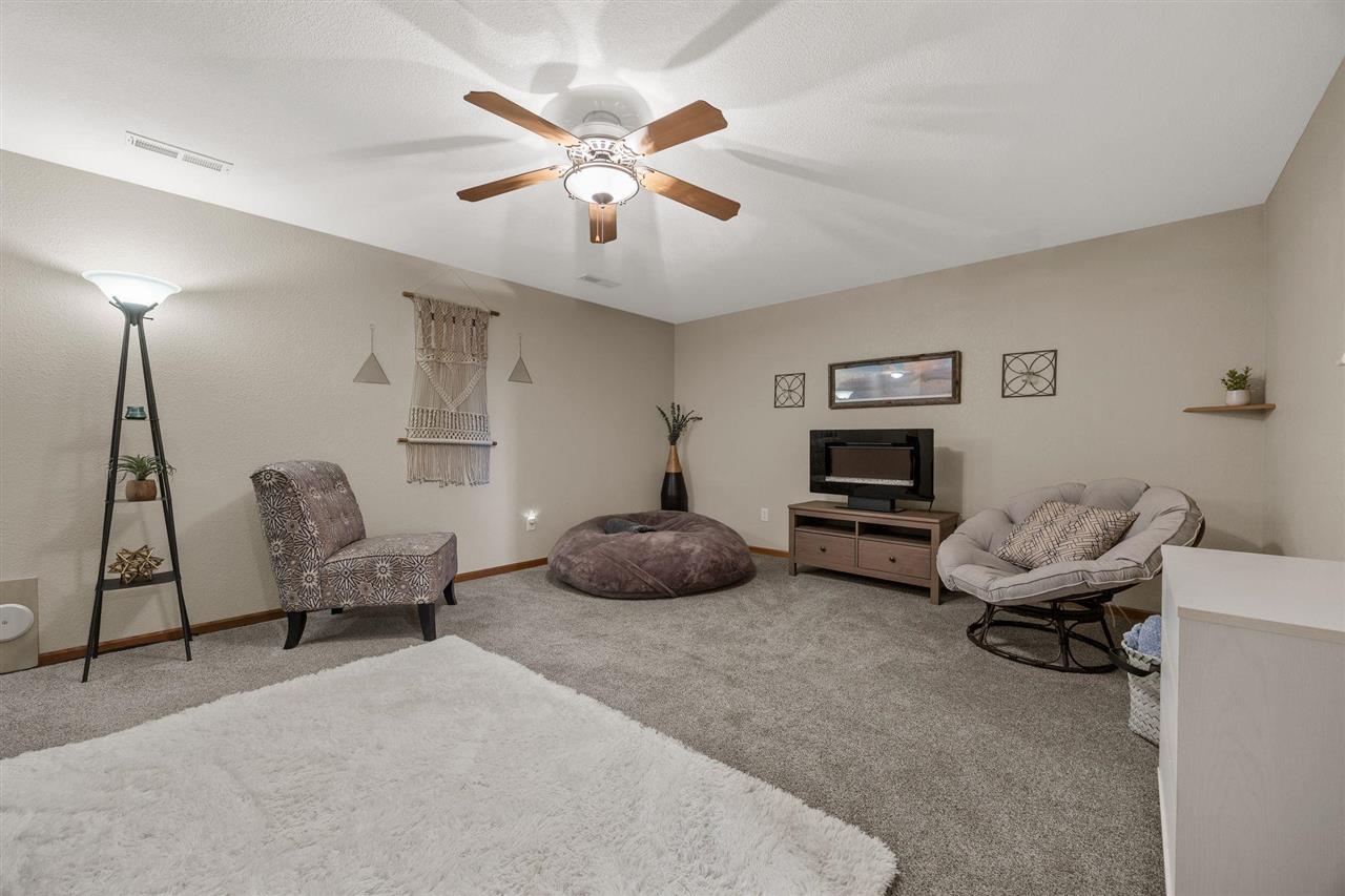 1017 Langenberg Ave