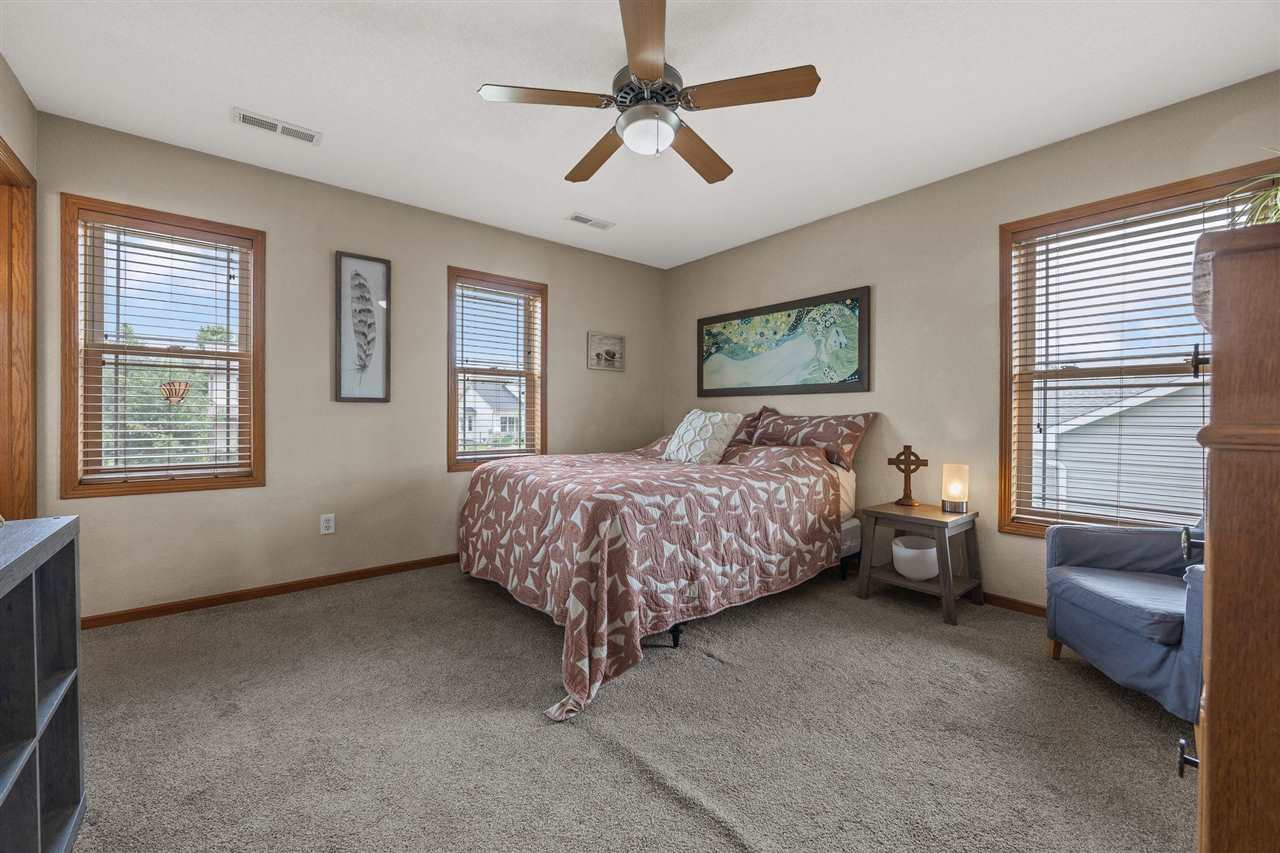 1017 Langenberg Ave