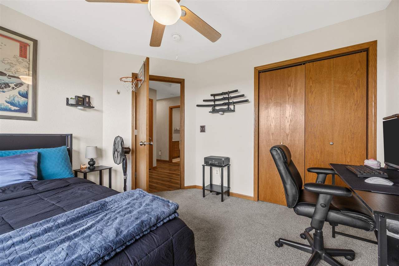 1017 Langenberg Ave