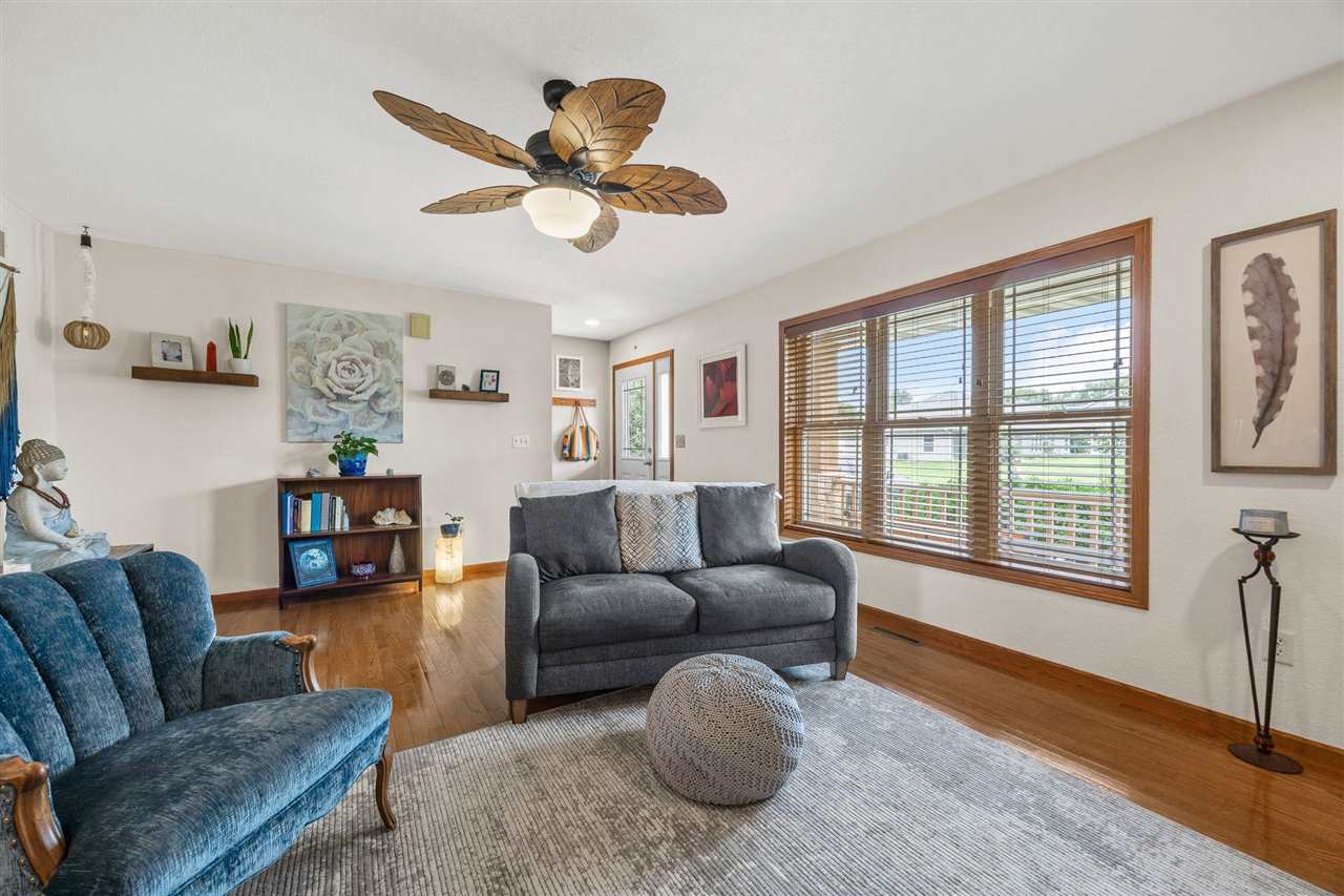 1017 Langenberg Ave