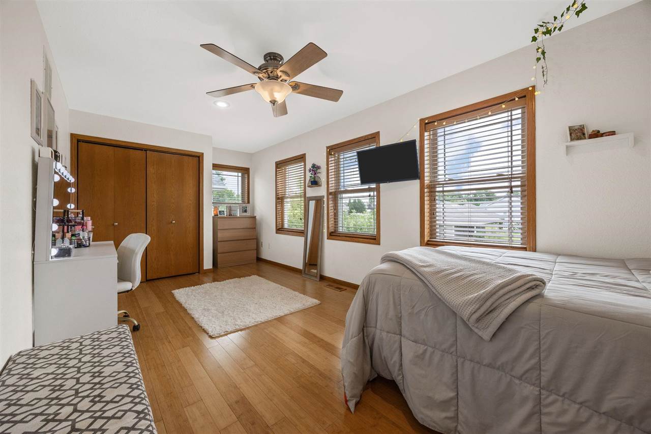 1017 Langenberg Ave