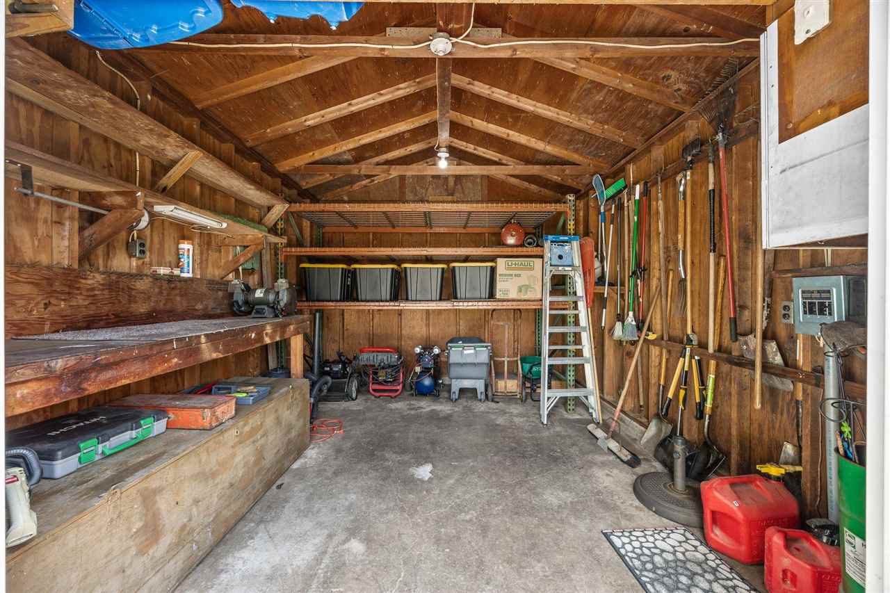 200 Schnoebelen St