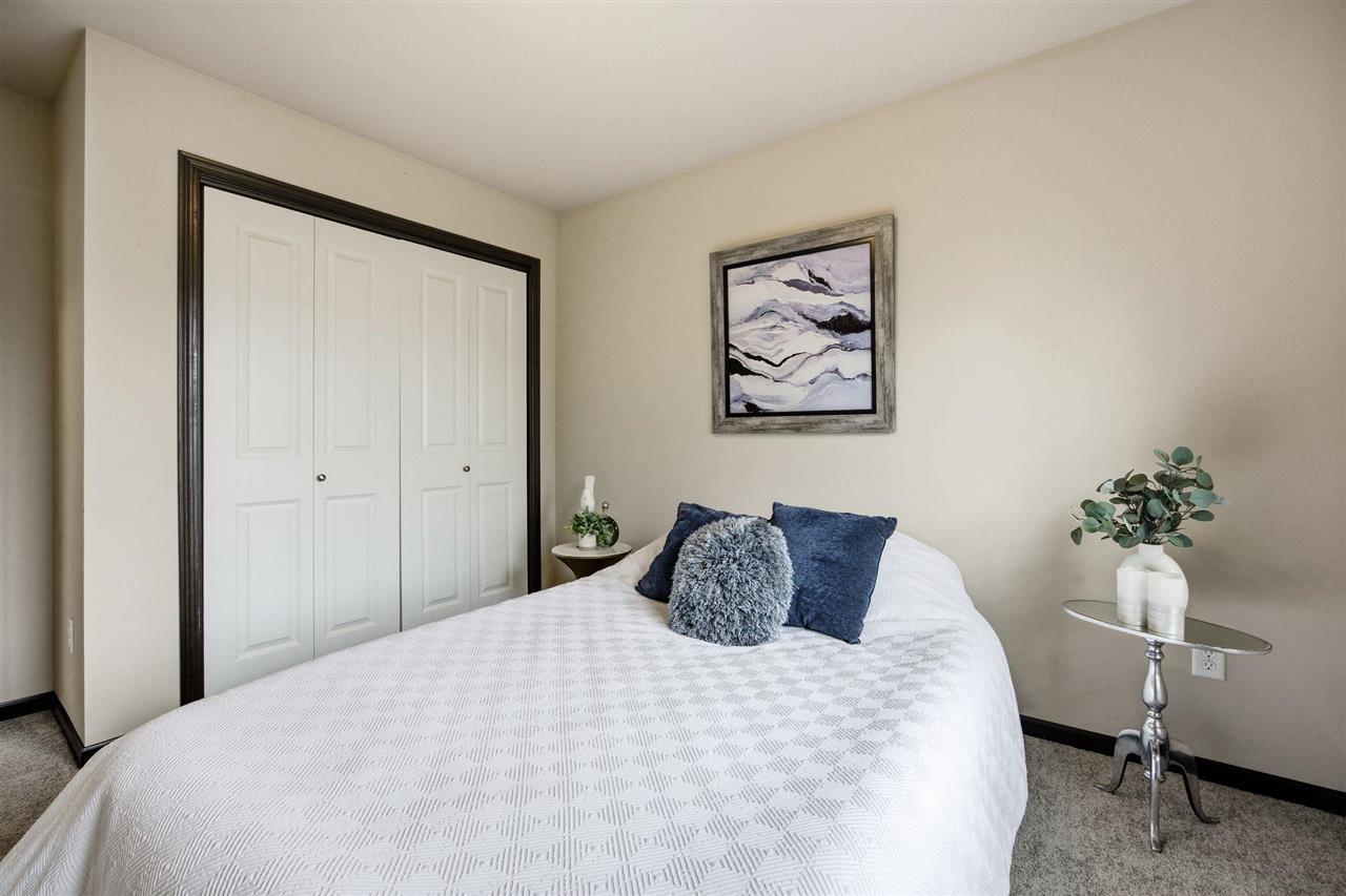 306 Piper Ln