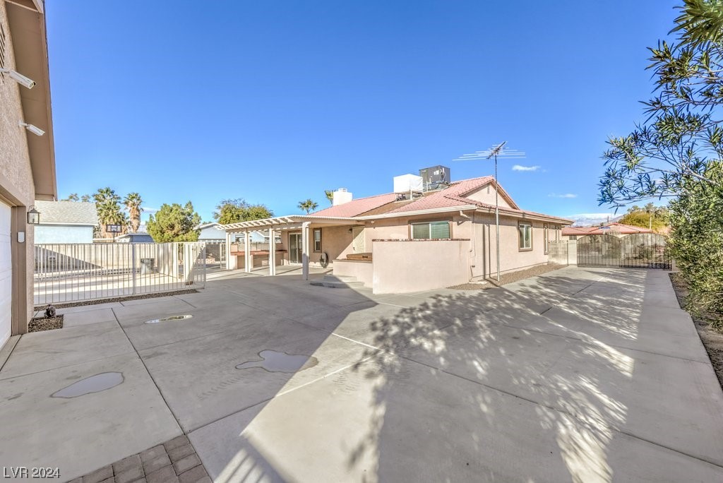 4305 Sharpshooter Lane