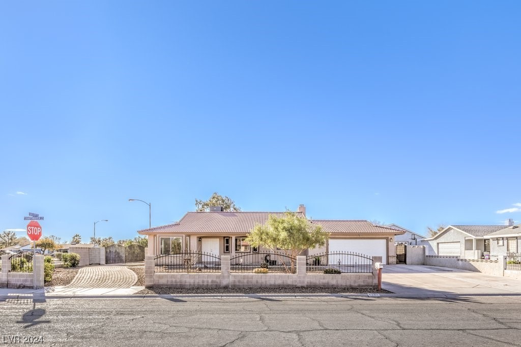 4305 Sharpshooter Lane