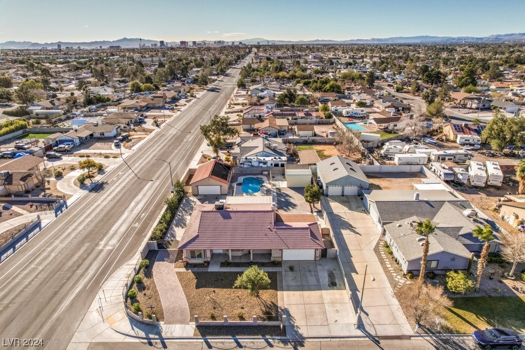 4305 Sharpshooter Lane