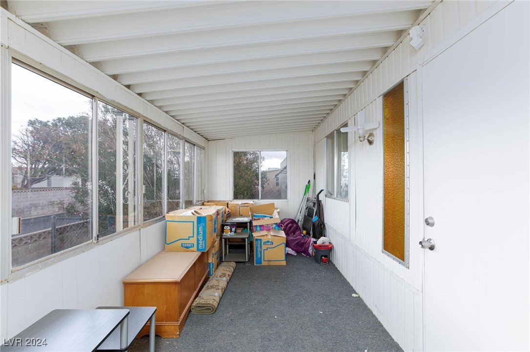 4608 Royal Ridge Avenue