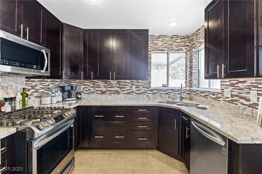 5612 Crimson Ridge Drive