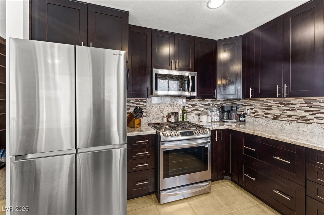 5612 Crimson Ridge Drive