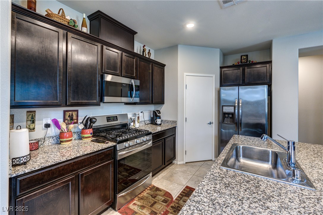 5854 Olivine Falls Avenue