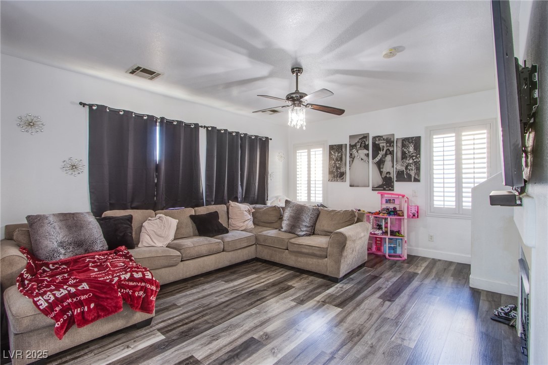 4429 East Azure Avenue