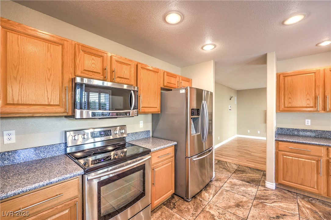 6912 Mill Creek Way