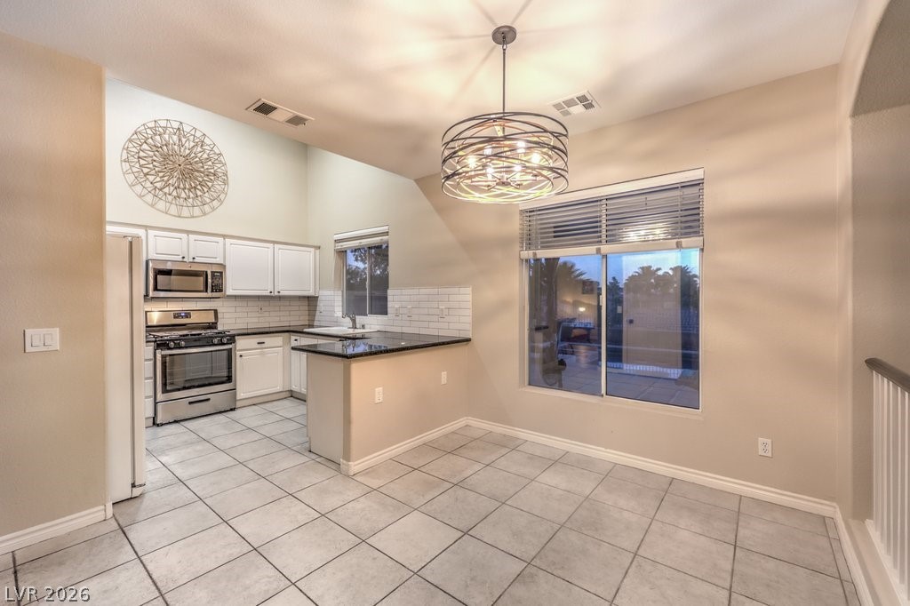 1323 Echo Creek Street