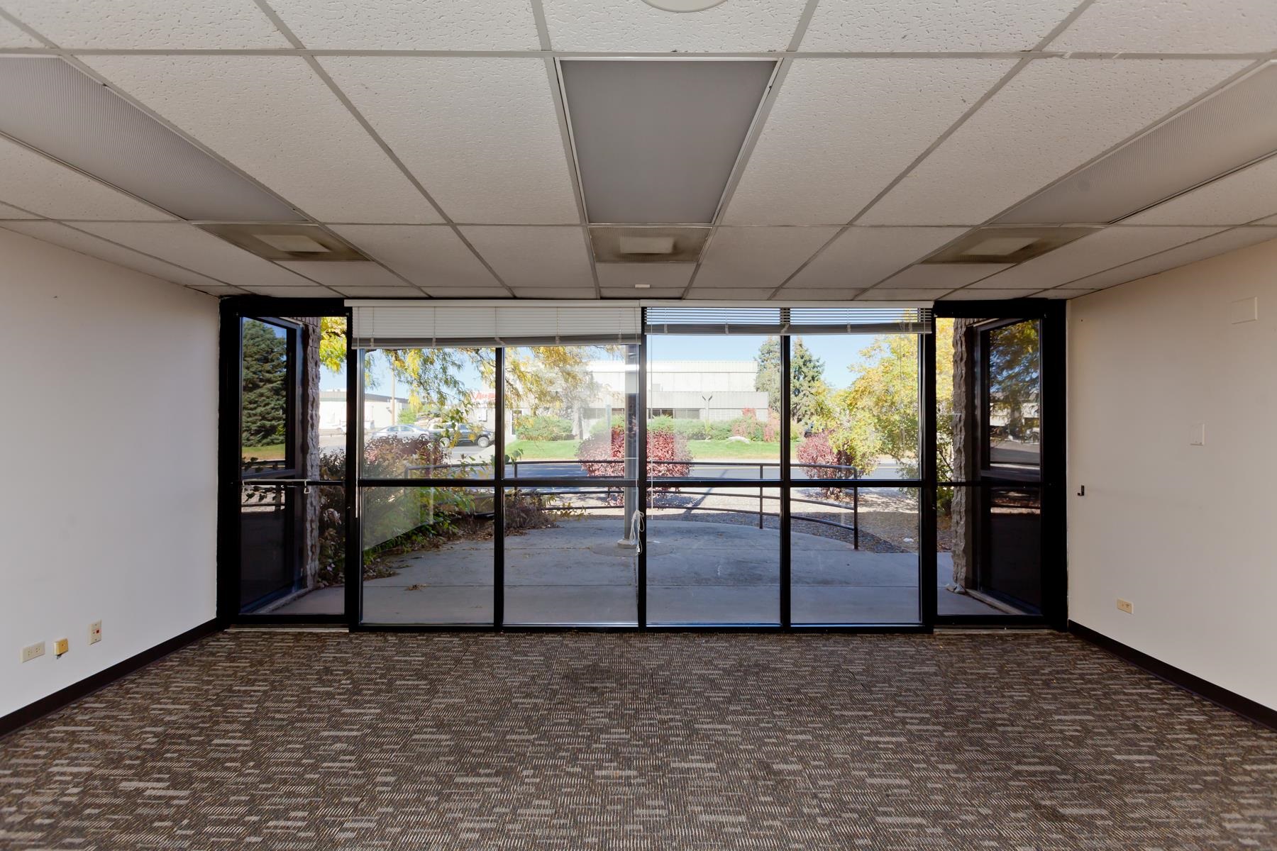2777 Crossroads Boulevard Unit: 1