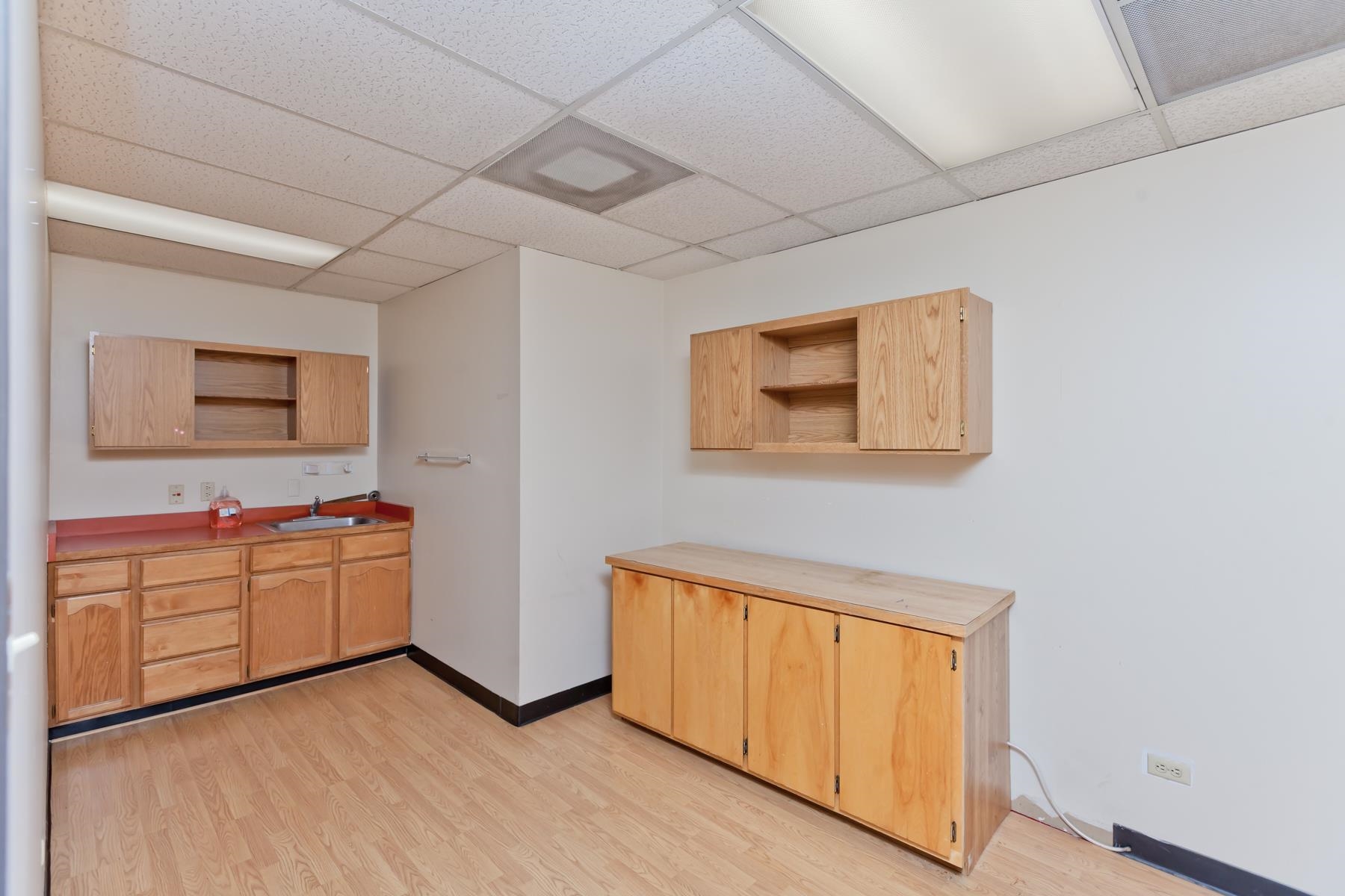2777 Crossroads Boulevard Unit: 1