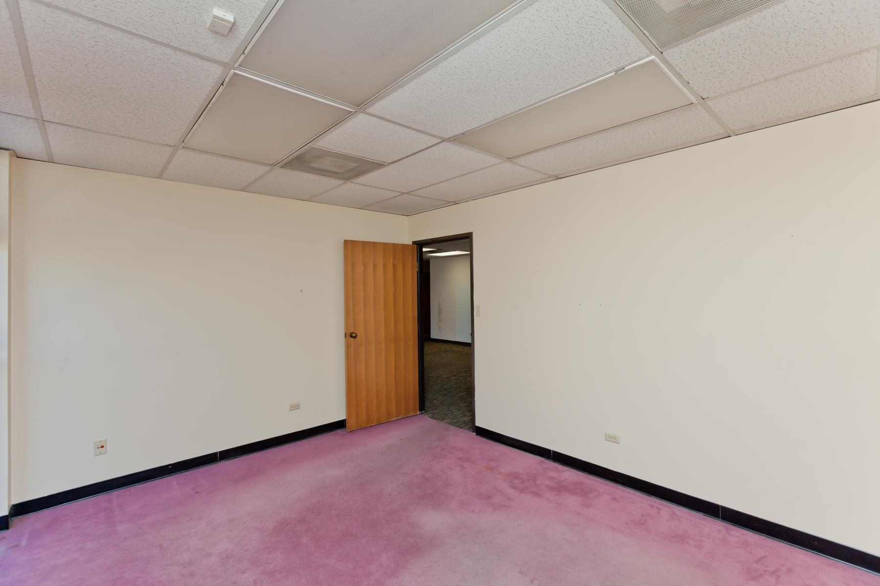 2777 Crossroads Boulevard Unit: 1