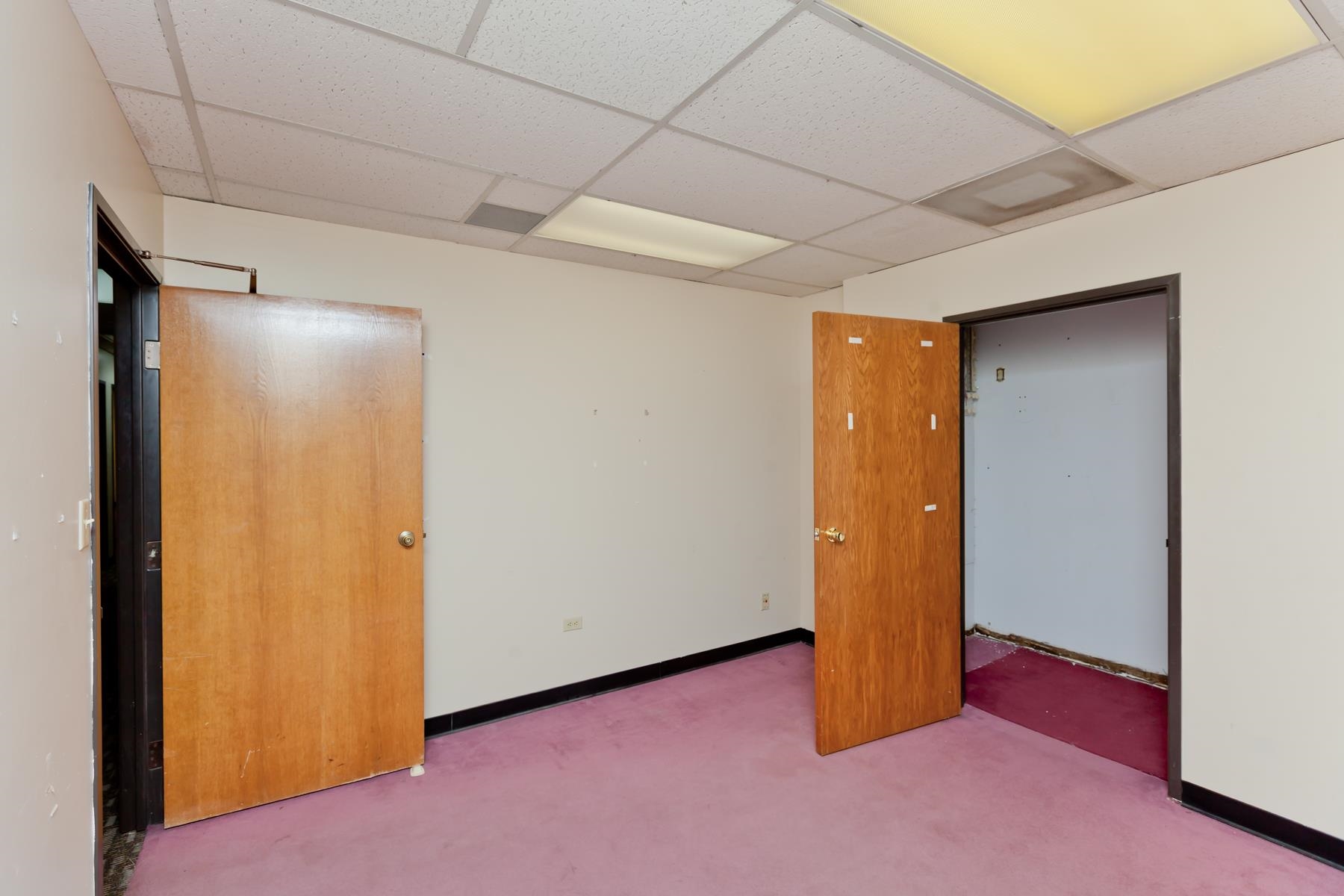 2777 Crossroads Boulevard Unit: 1