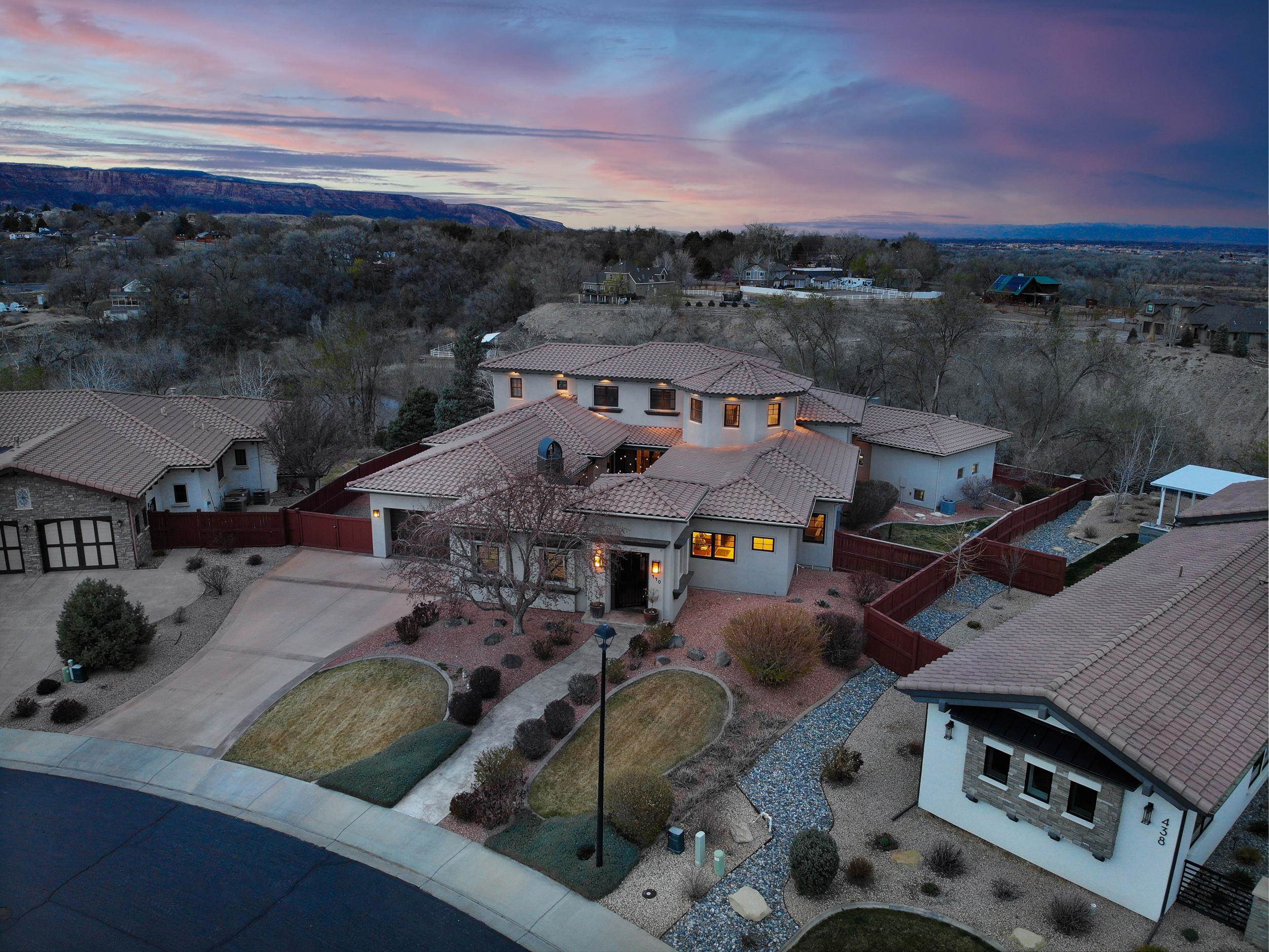 440 High Pointe Circle