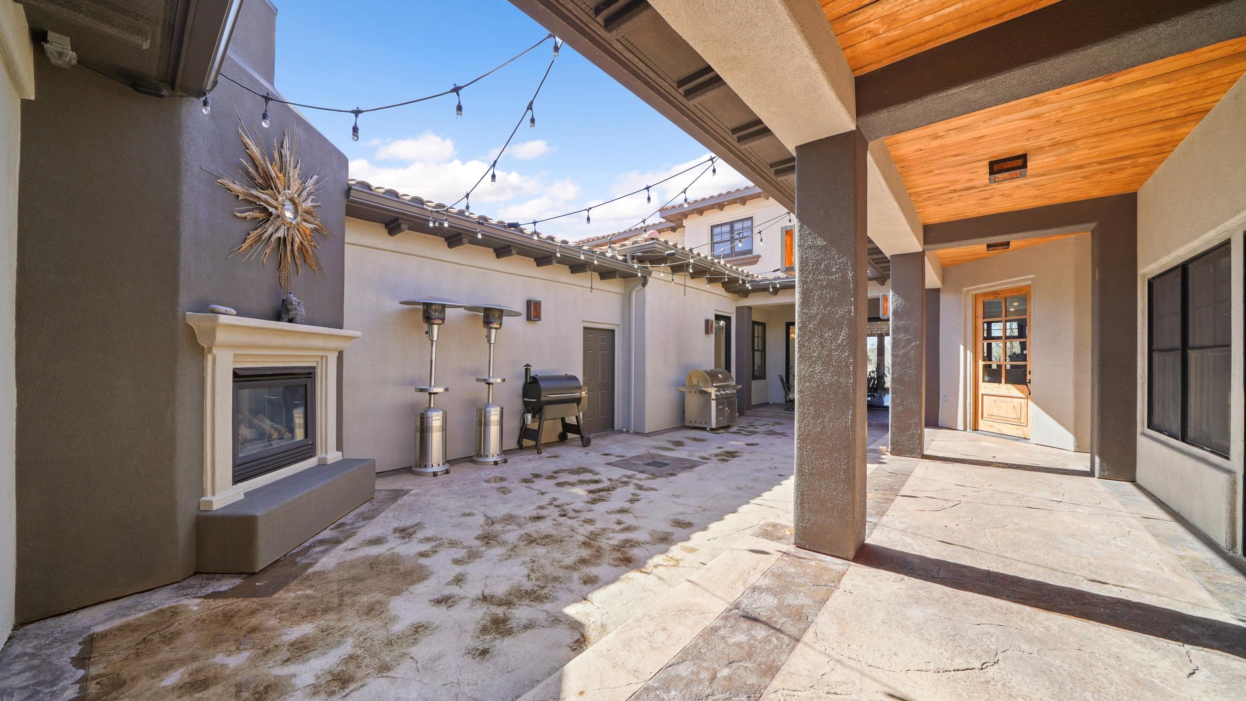 440 High Pointe Circle