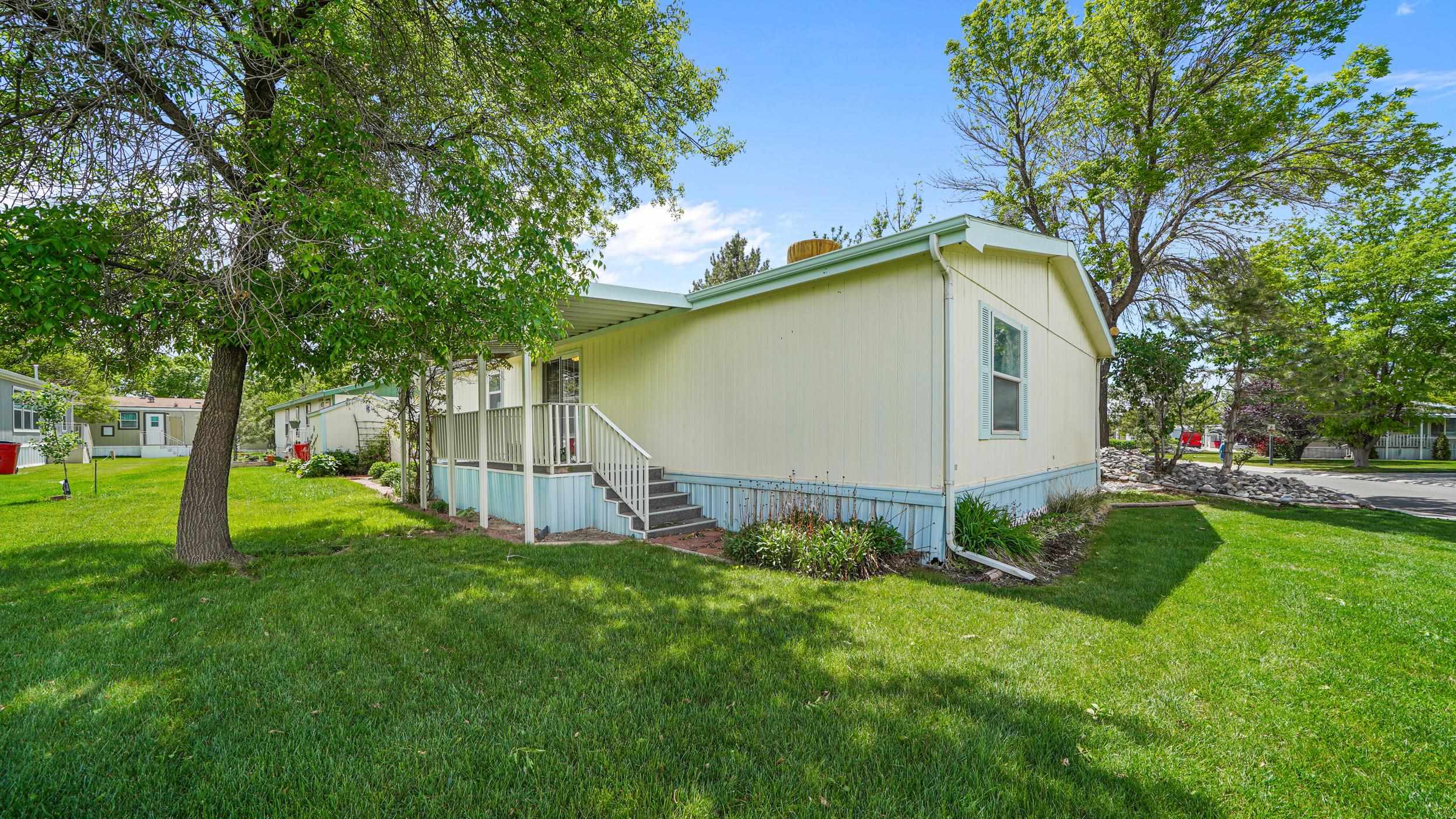 435 32 Road Unit: 302