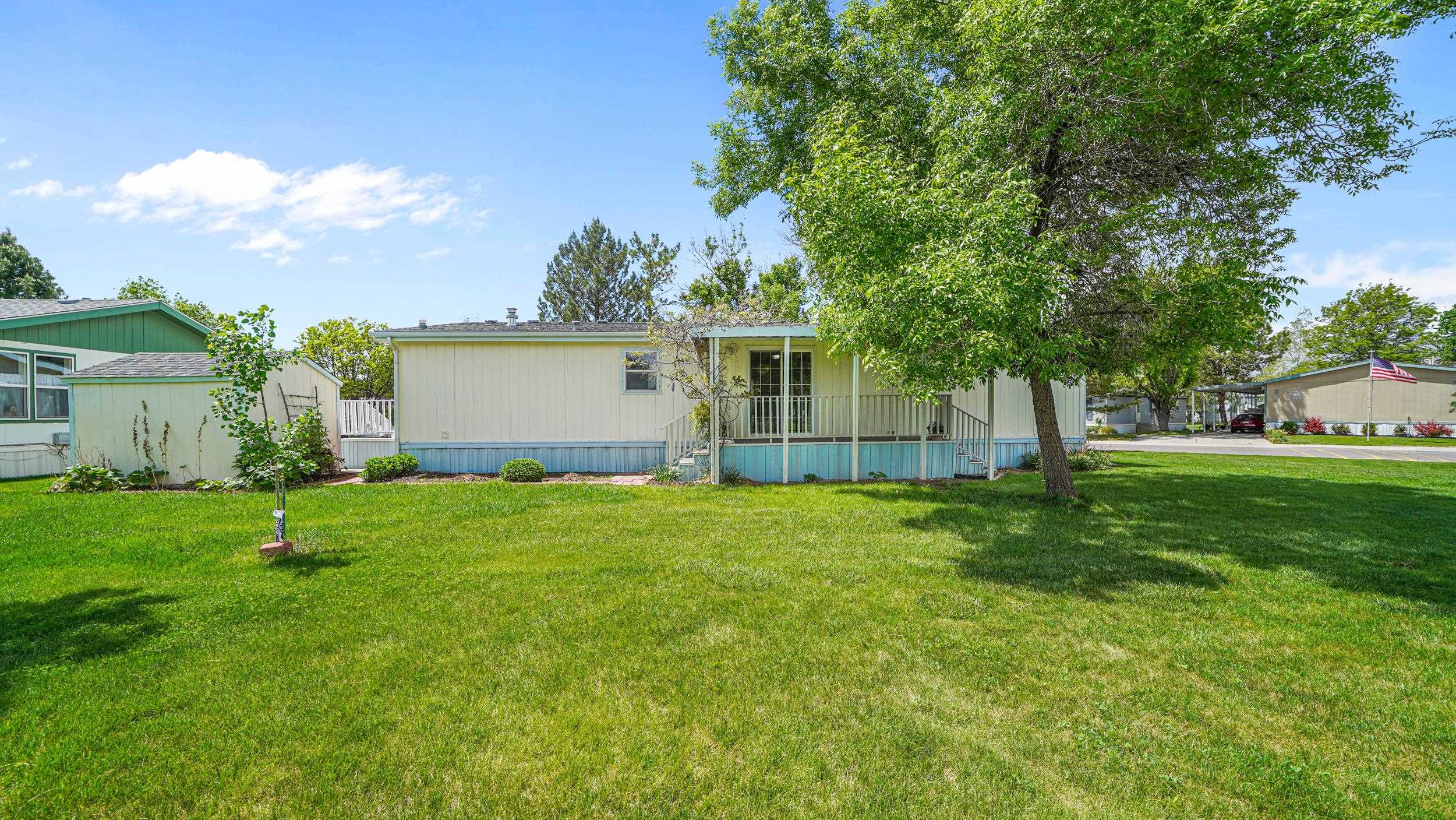 435 32 Road Unit: 302
