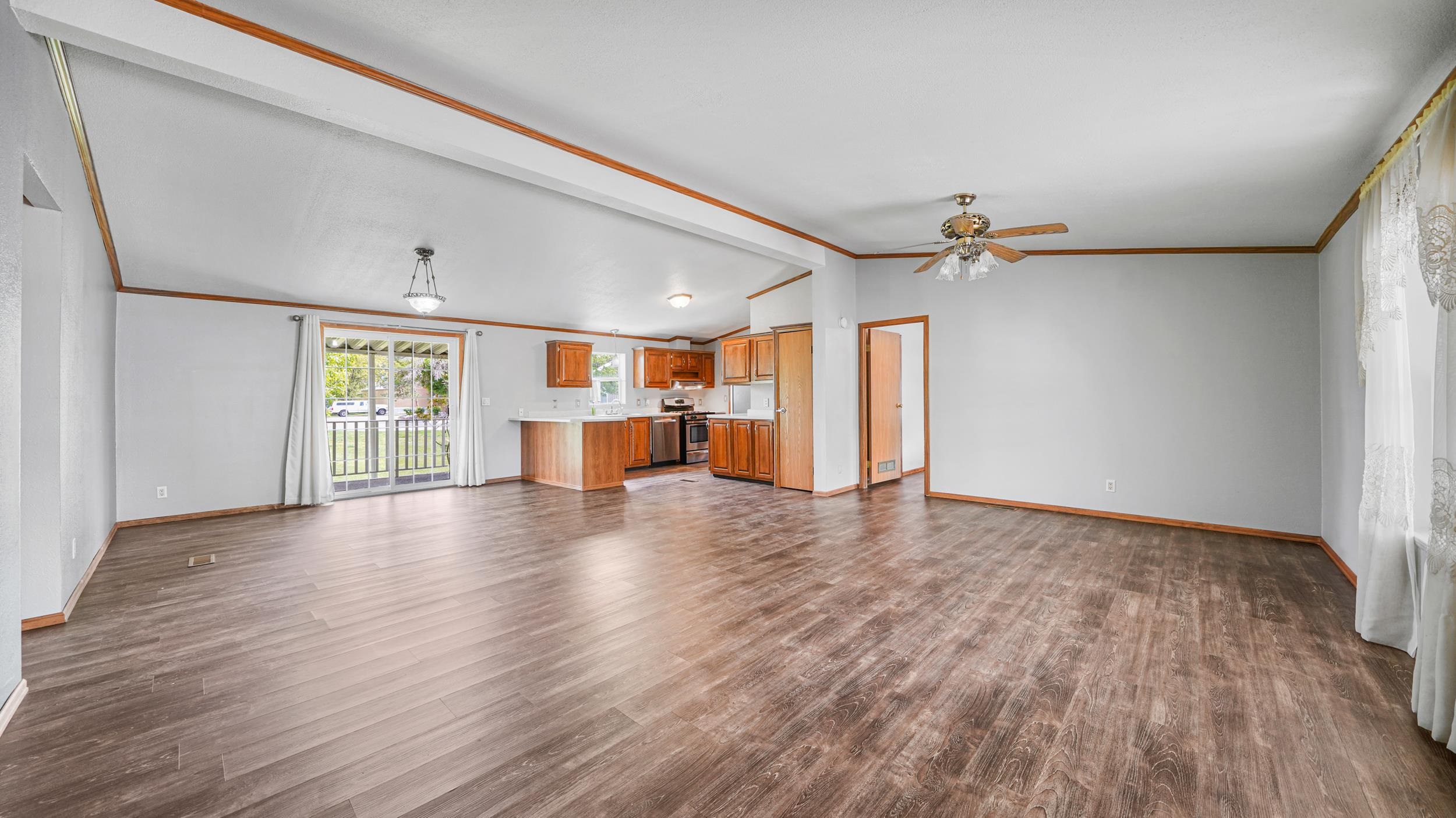 435 32 Road Unit: 302