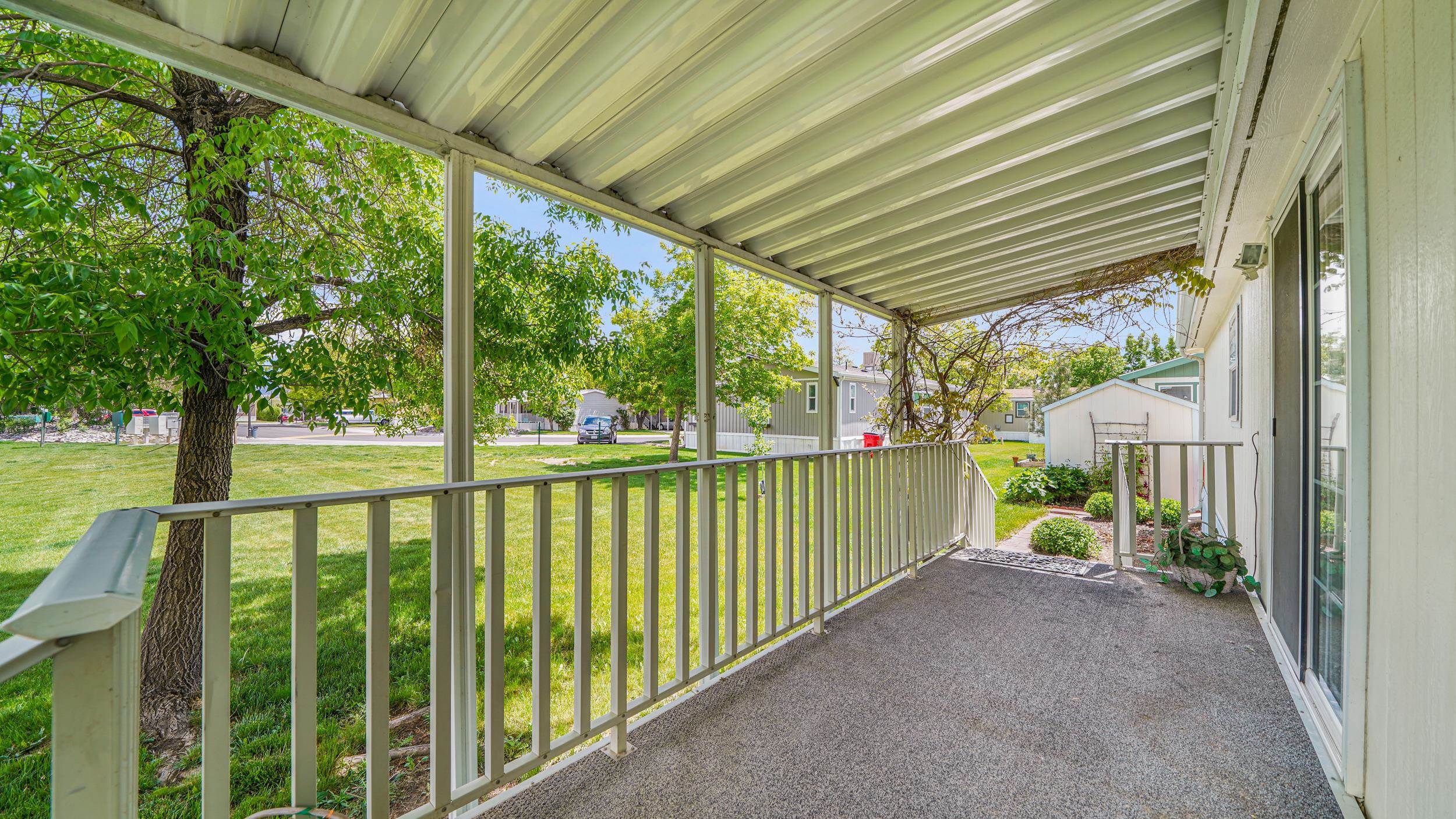 435 32 Road Unit: 302