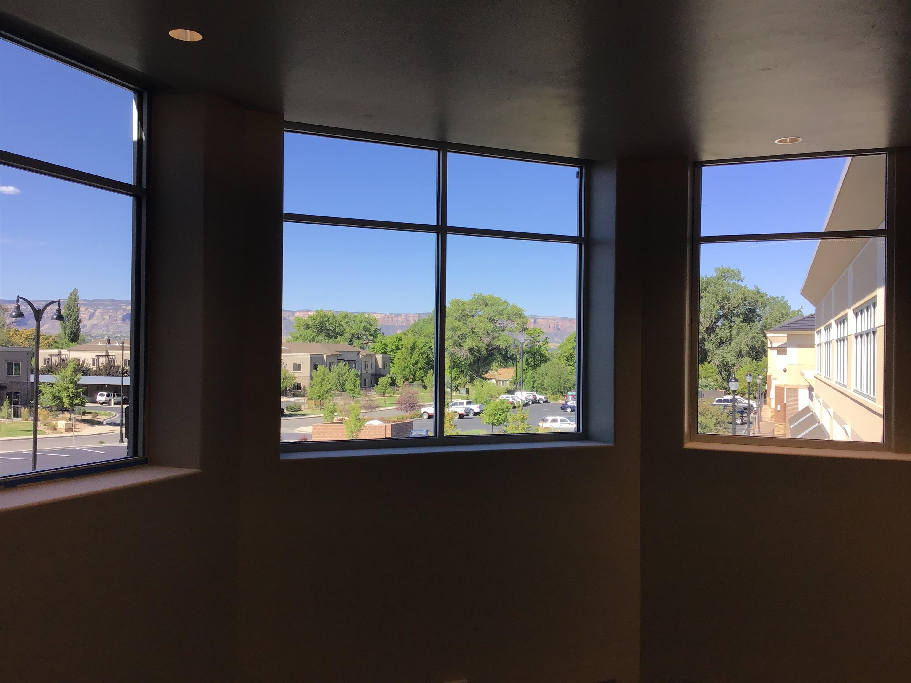360 W Park Drive