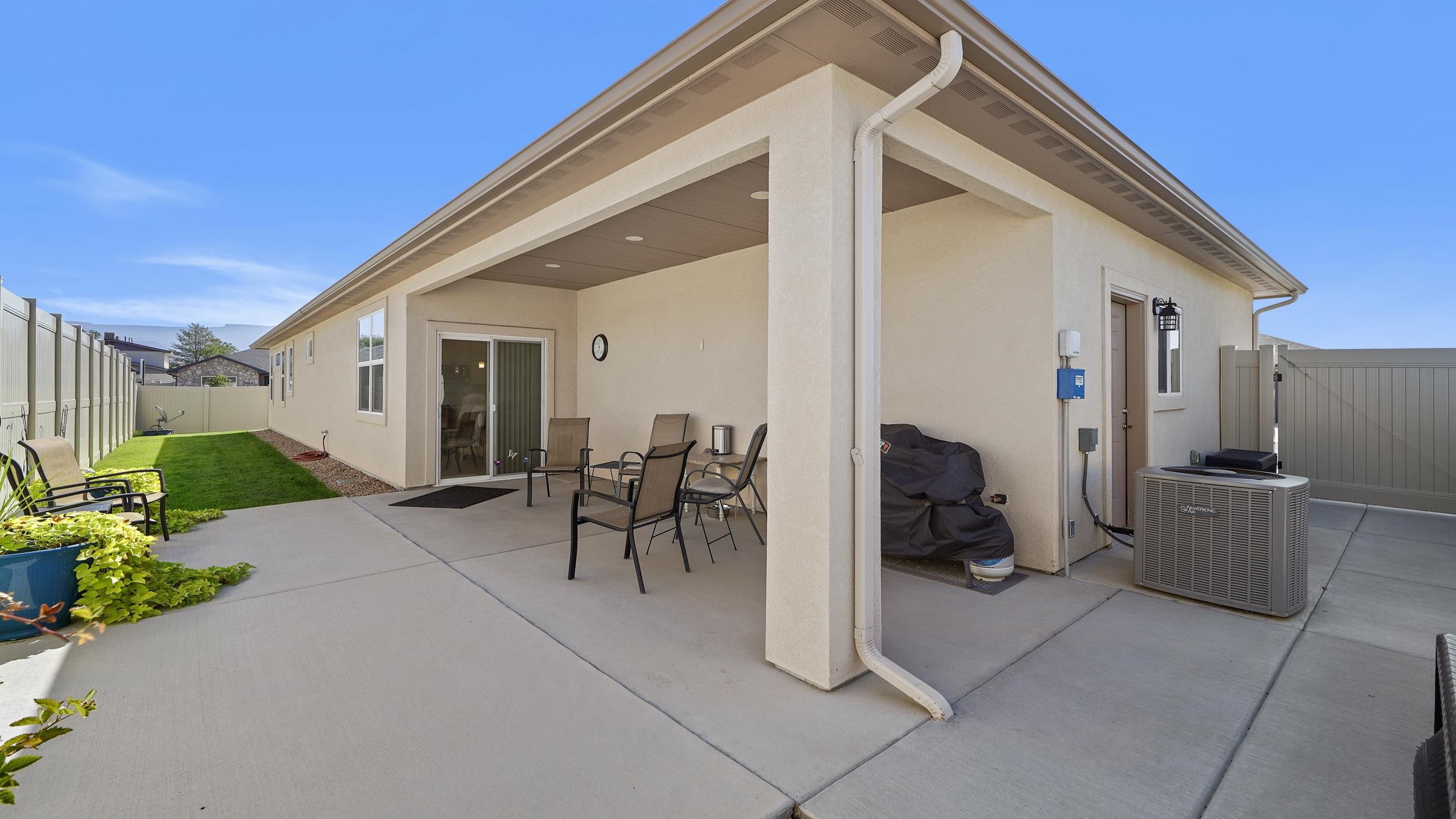 3172 Dumas Avenue