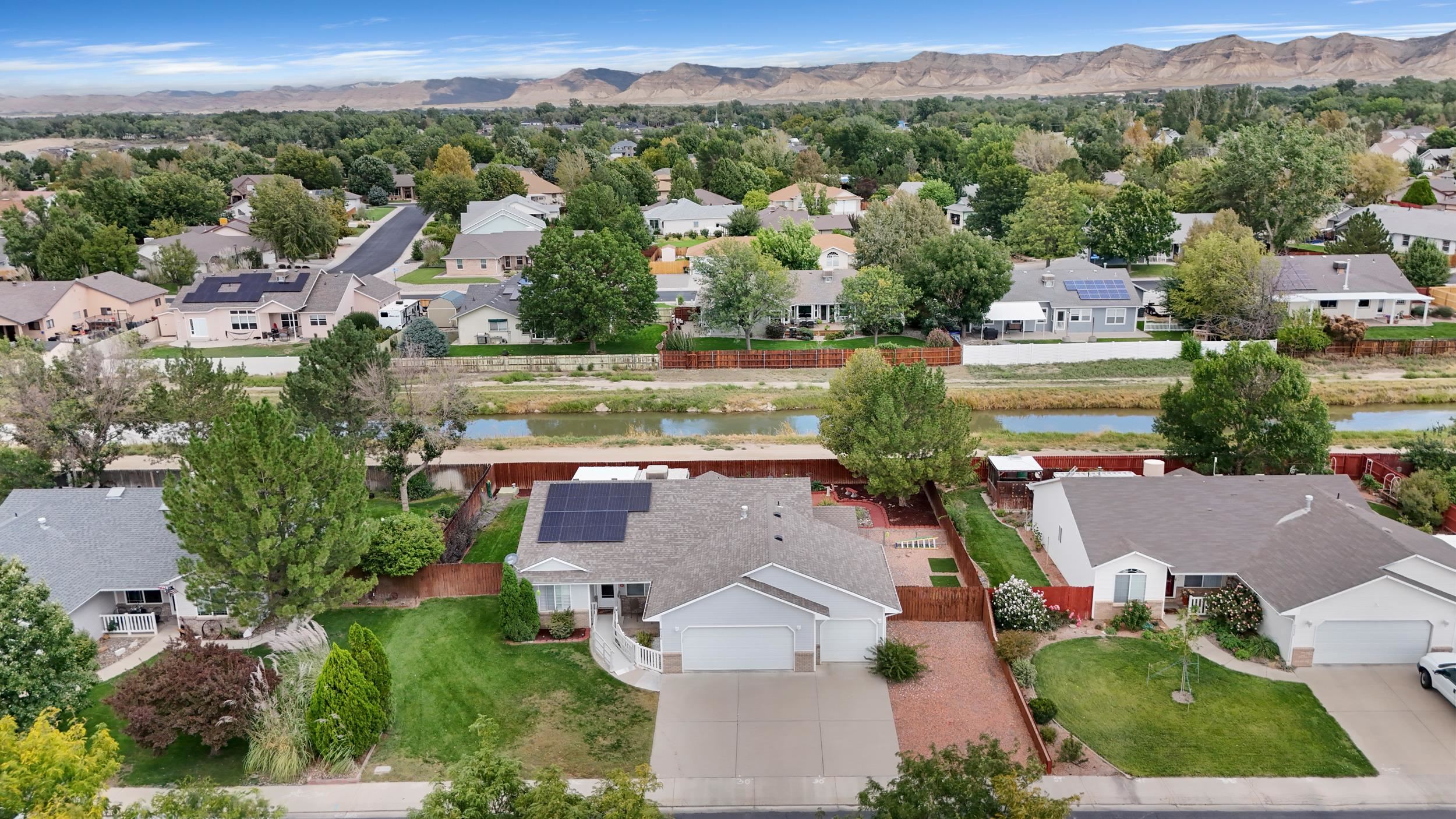 2536 Brenna Way