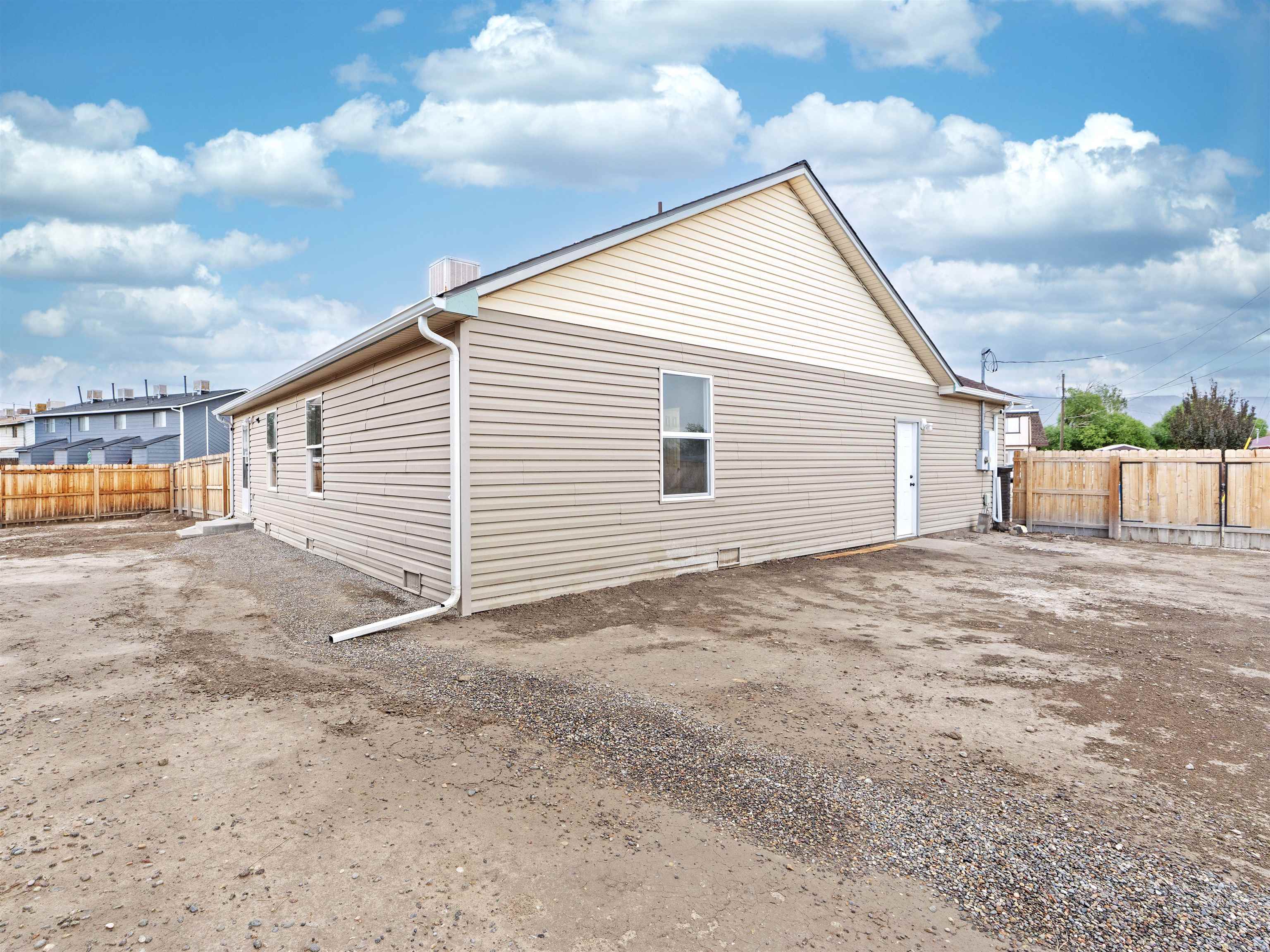 439 32 3/8 Road