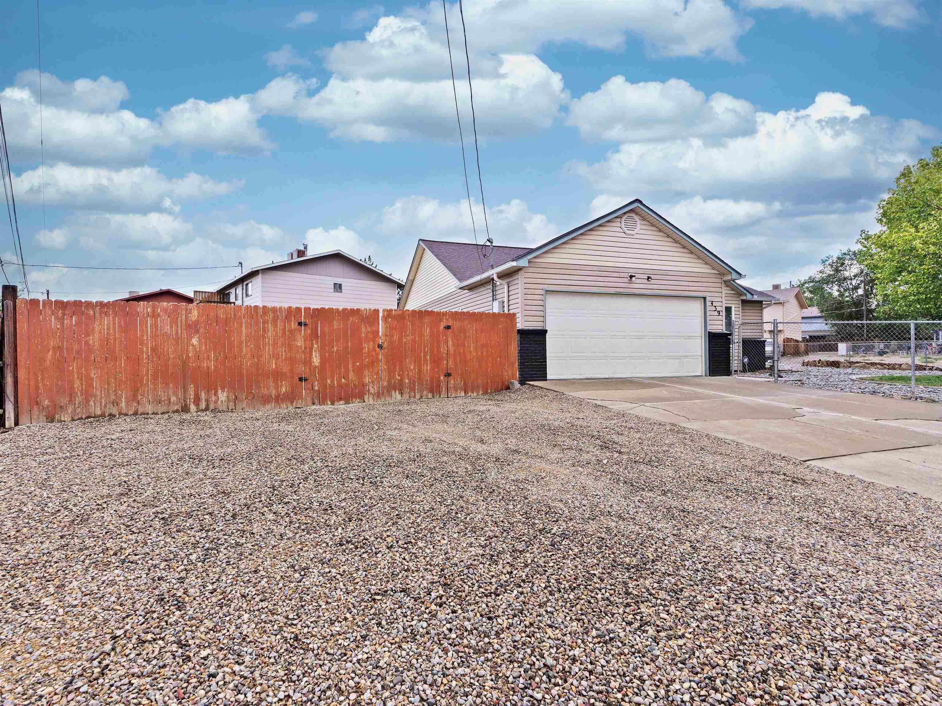 439 32 3/8 Road